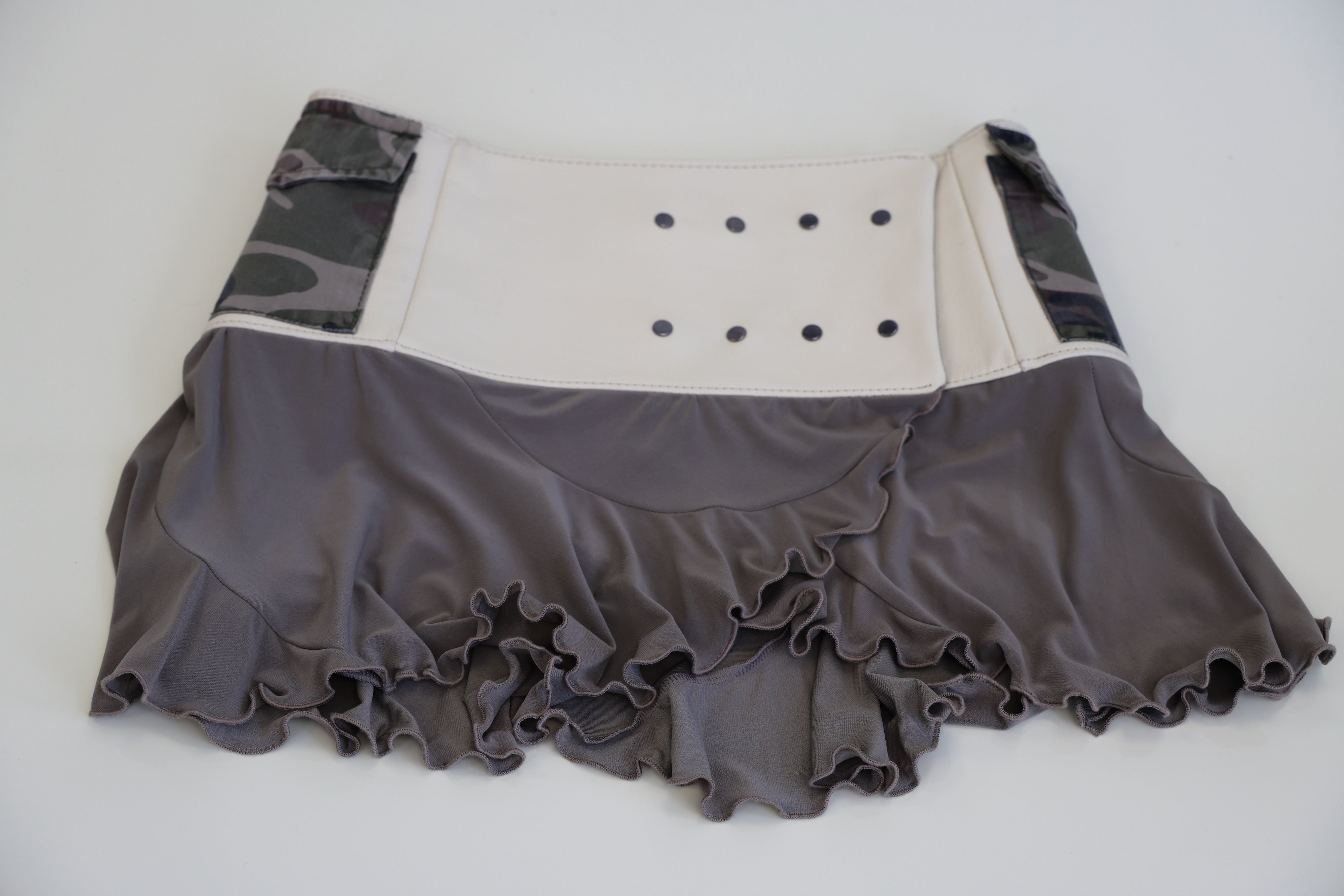 Cream leather and cargo pockets skirt