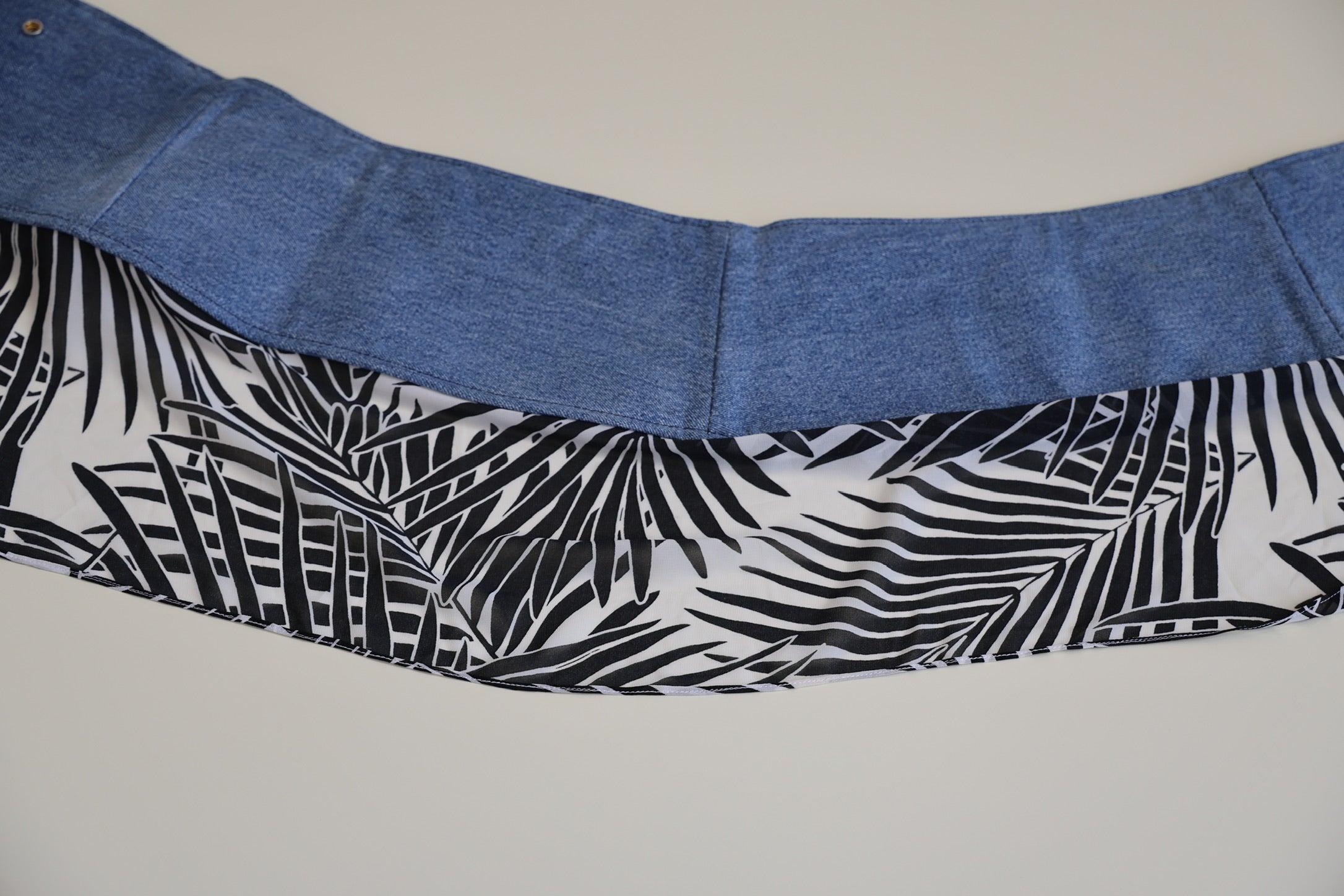 Blue demim and black and white palm print